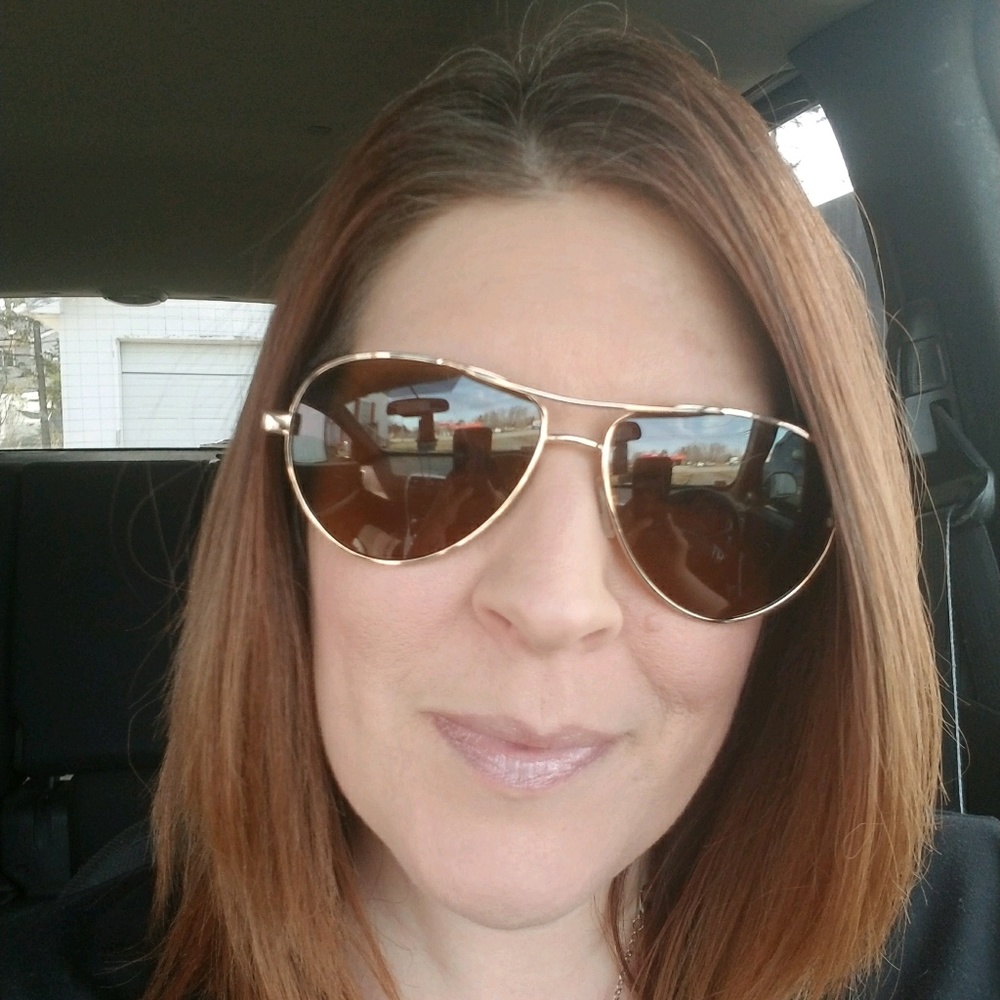 Meet your Posher, Kimberly